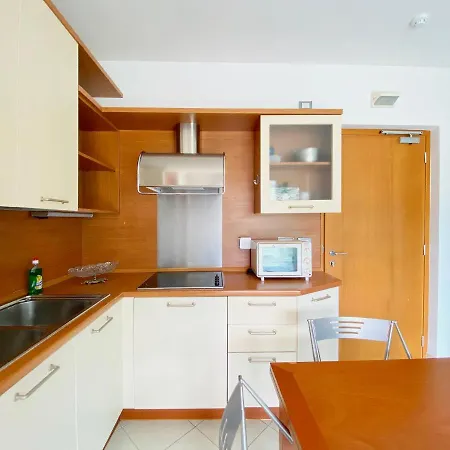 Apartman Casa Vacanza Con Piscina