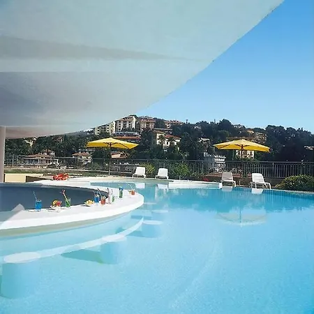 Apartman Casa Vacanza Con Piscina